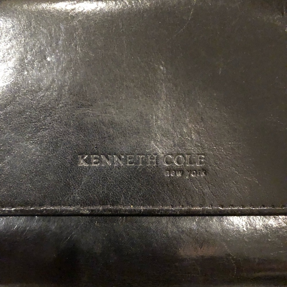 ⭐️ Kenneth Cole New York Black Leather Tri-Fold Long Wallet - Picture 2 of 5